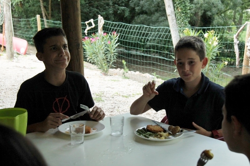 Village Camps International Summer Camp Ard&egrave;che, France 2019-07-26 https://www.villagecamps.com/journals_admin/images/921-22-07-13-2014(800x533) (27).jpg